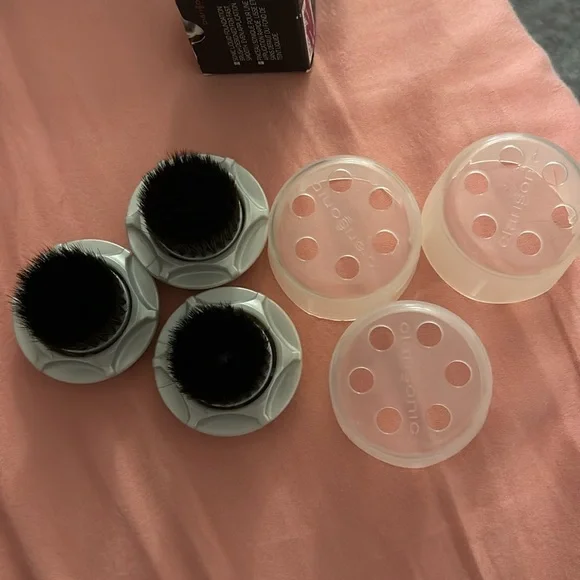 (3) Clarisonic Sonic Foundation Makeup Brushes - Picture 4 of 6
